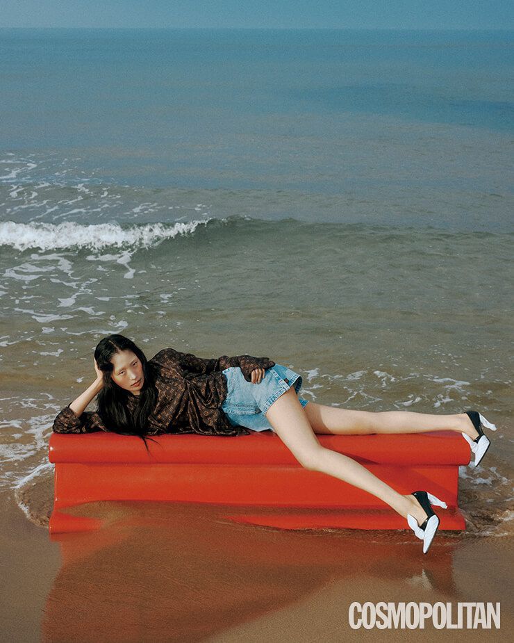 이미지 캡션 영역
