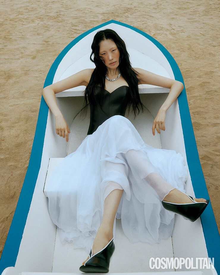이미지 캡션 영역