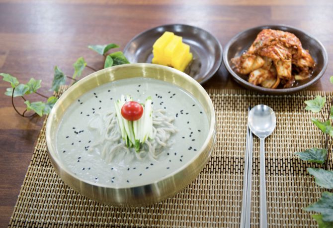 김명화 서리태 콩국수