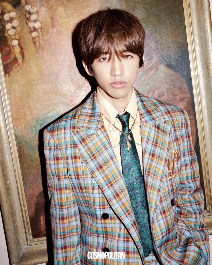 재킷 People of the World. 셔츠 Highway Vintage. 타이 Vintage Dior by Bell& Nouveau. 목걸이 Kitshxpeepee.