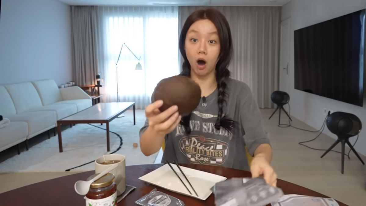 유튜브 <혜리>