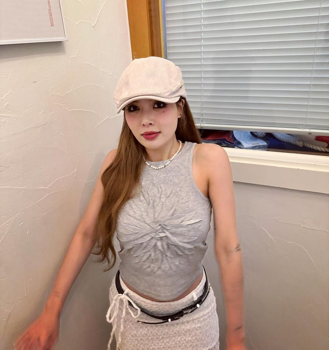 인스타그램 @hyunah_aa