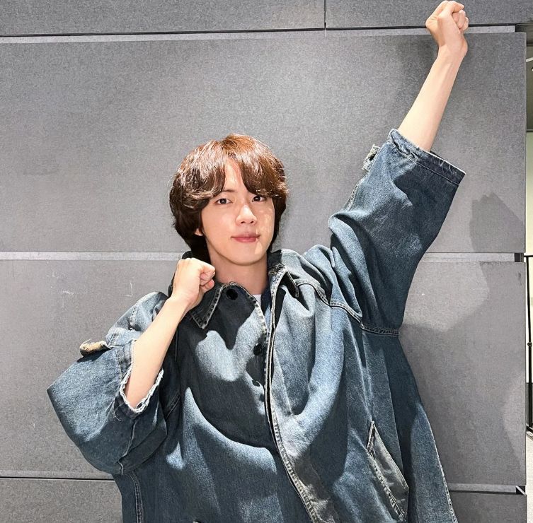 인스타그램 @jin