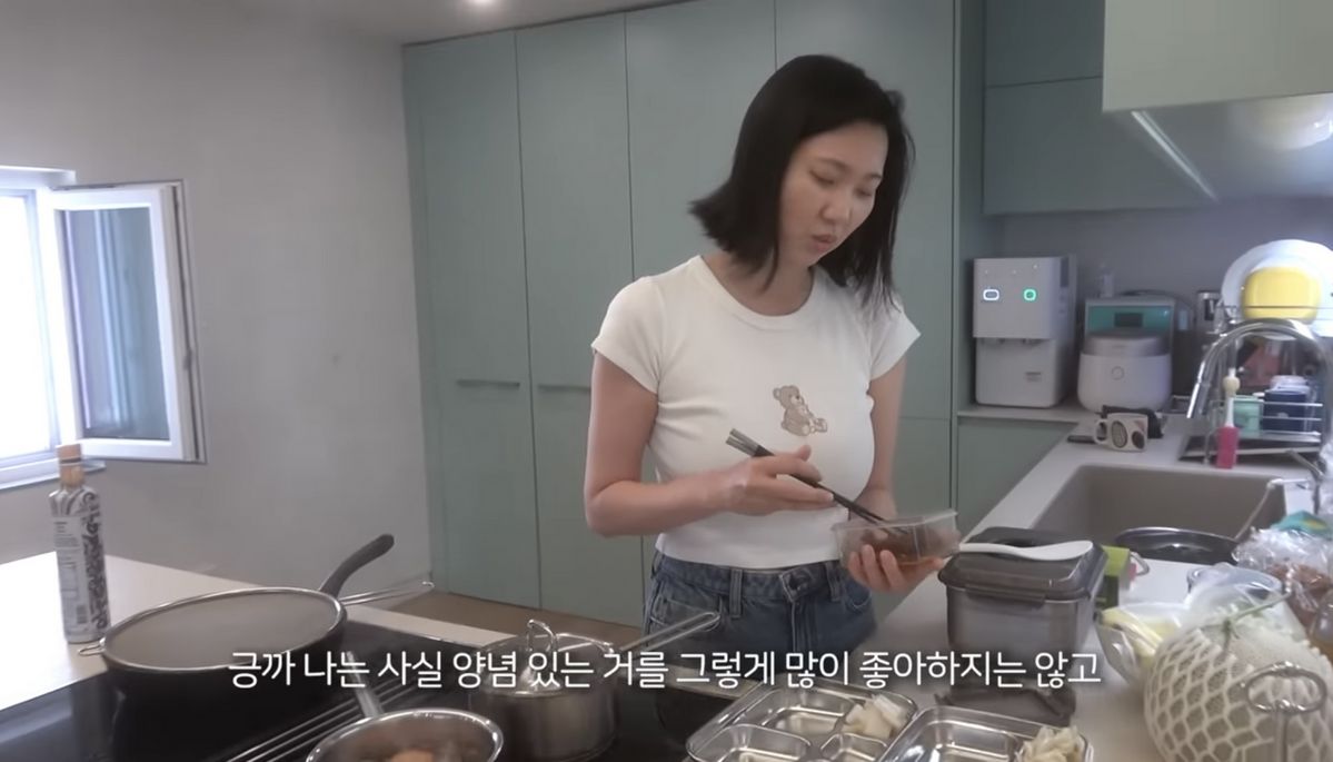 <유튜브 <윤쥬르 YOONJOUR 장윤주>
