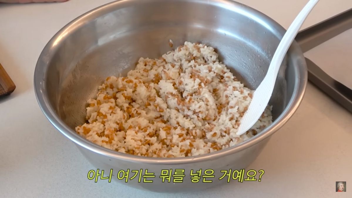 유튜브 <공부왕찐천재 홍진경>