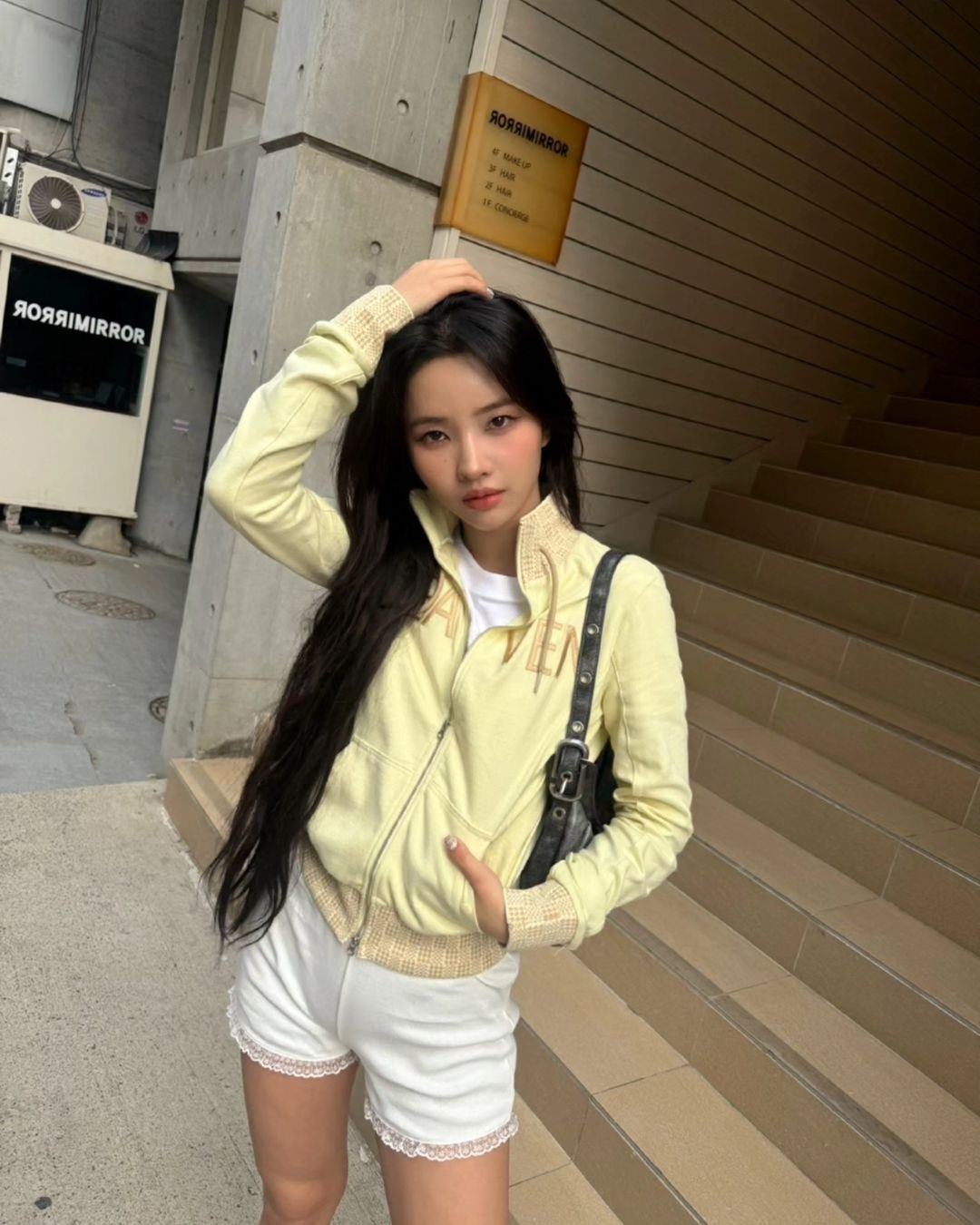 인스타그램 @tiny.pretty.j