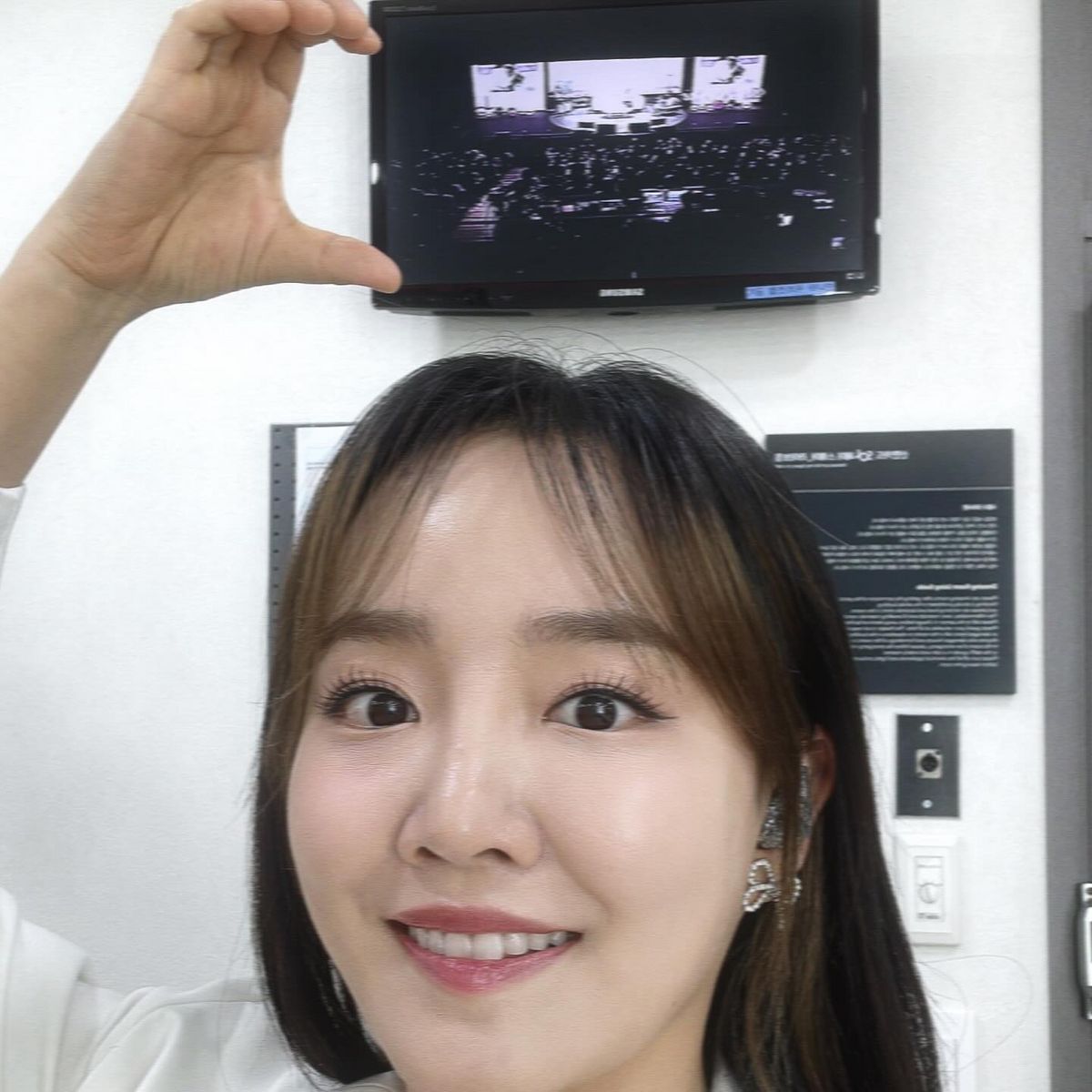 인스타그램 @younha_holic