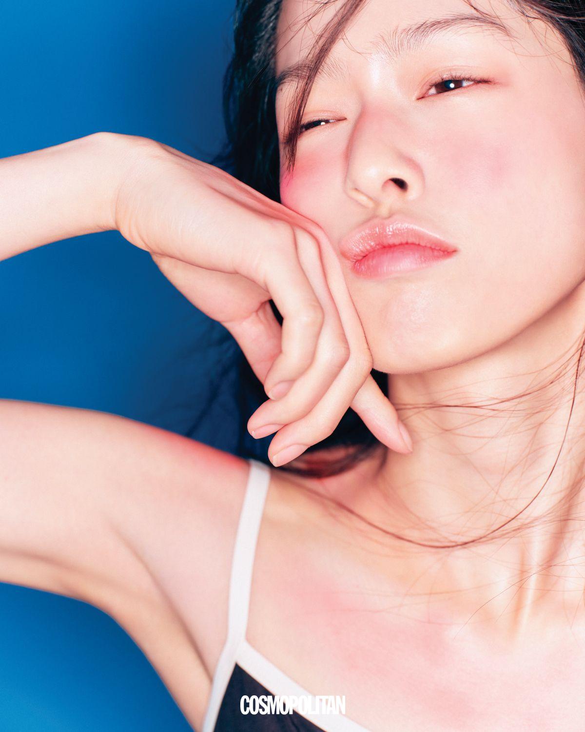 비키니 톱 11만9천원 Rest & Recreation.