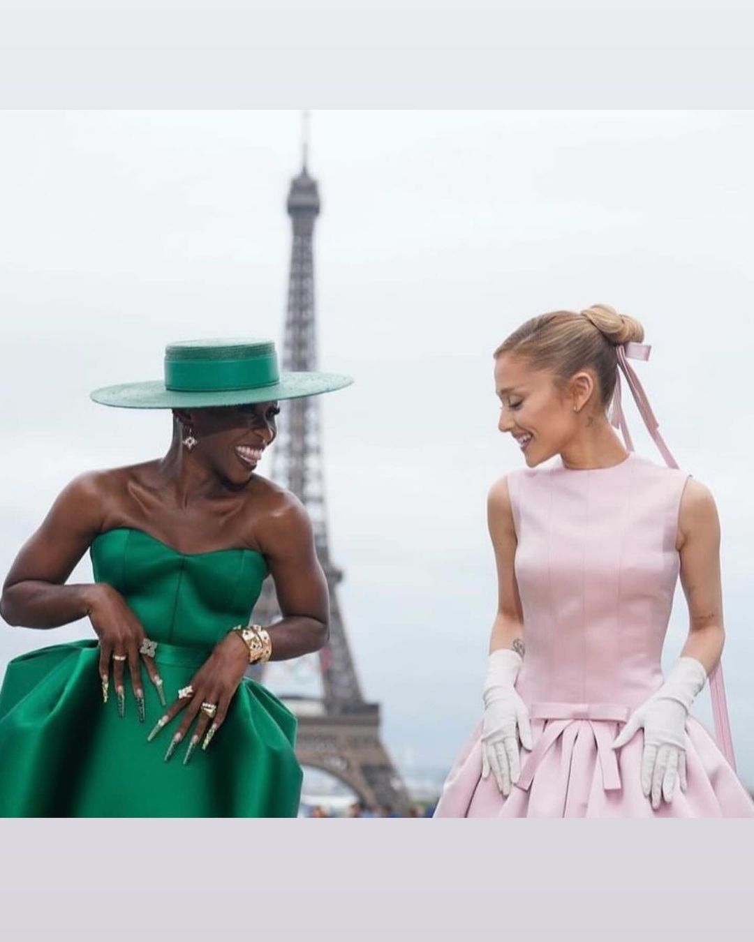 인스타그램 @arianagrande