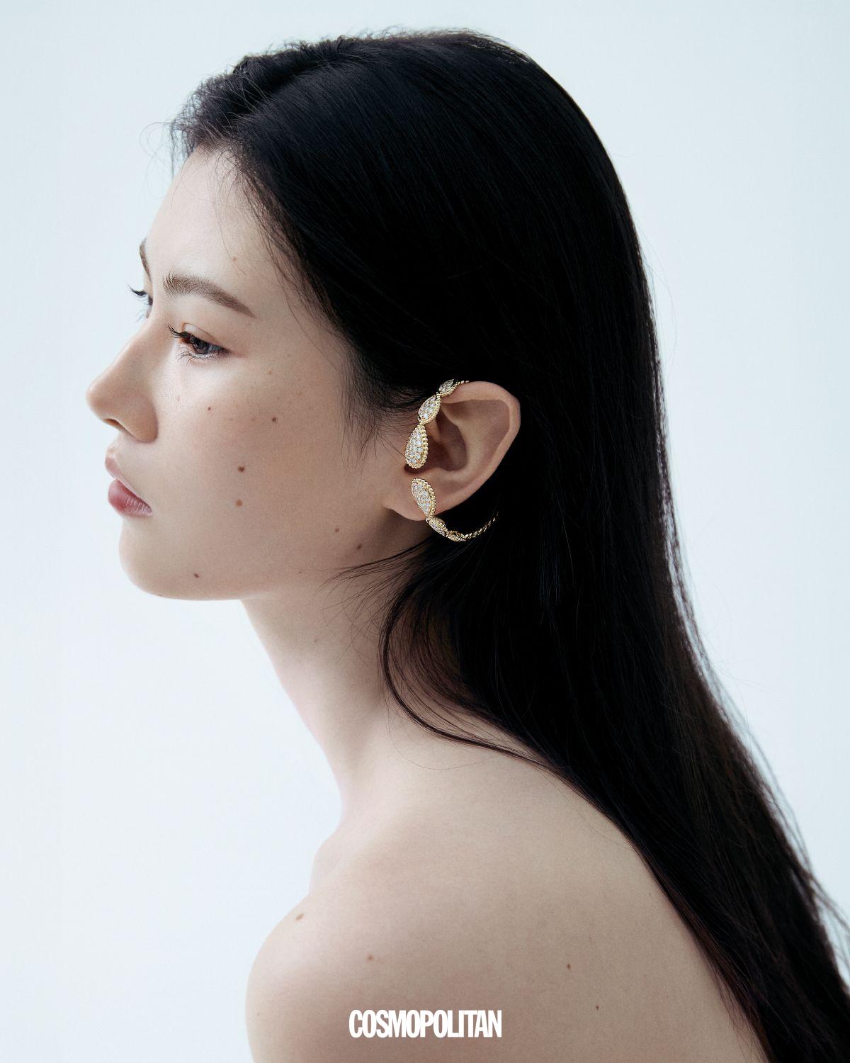 이어 커프로 연출한 쎄뻥 보헴 멀티 모티브 브레이슬릿 2천만원대 Boucheron.