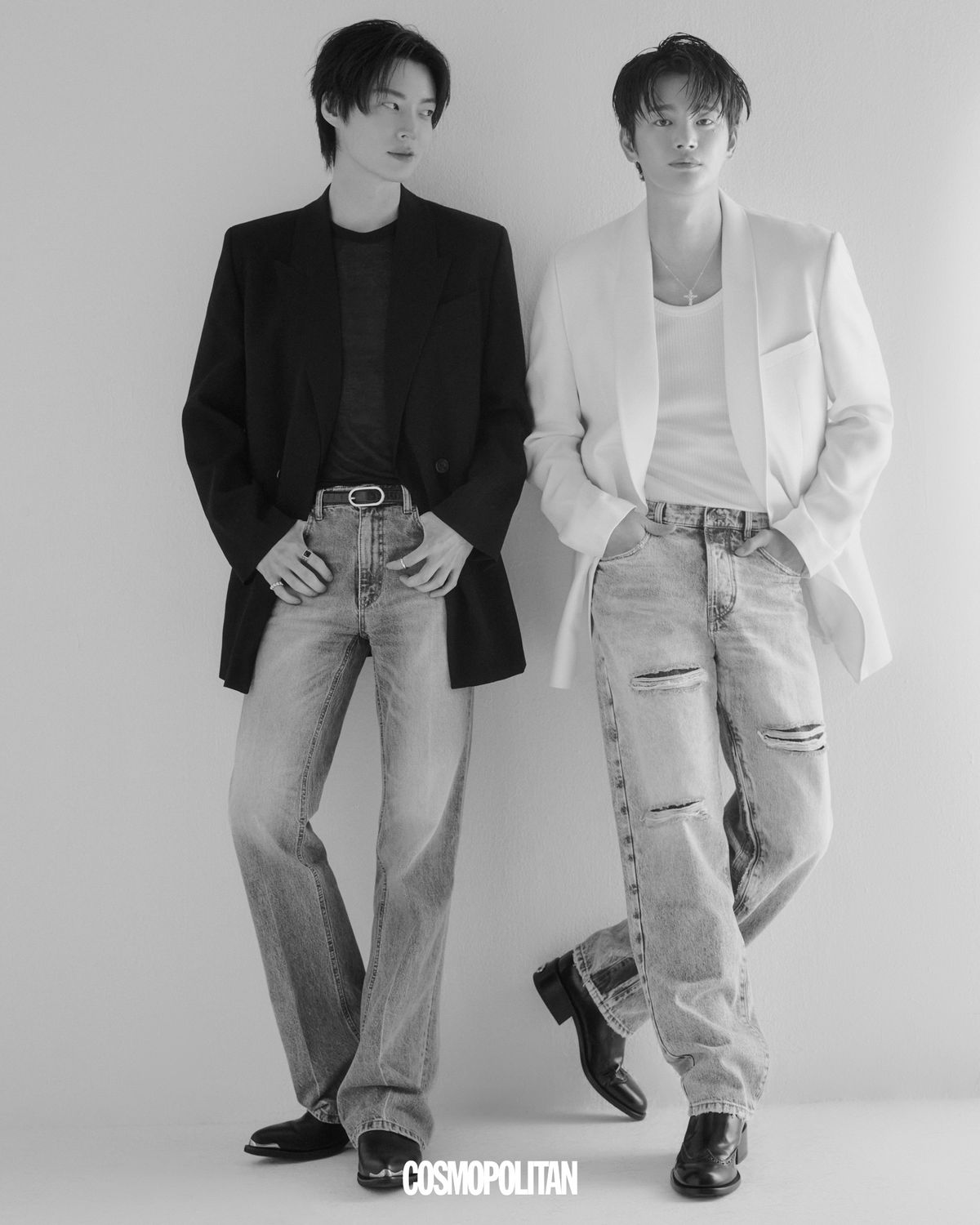 (안재현)재킷, 티셔츠 모두 Ami. 반지 모두 Lowool. 데님 팬츠, 벨트, 슈즈 스타일리스트 소장품. (서인국)재킷 Kimseoryong. 데님 팬츠 Diesel. 목걸이, 반지 모두 Damiani. 슈즈 Fendi. 이너 톱 스타일리스트 소장품. 