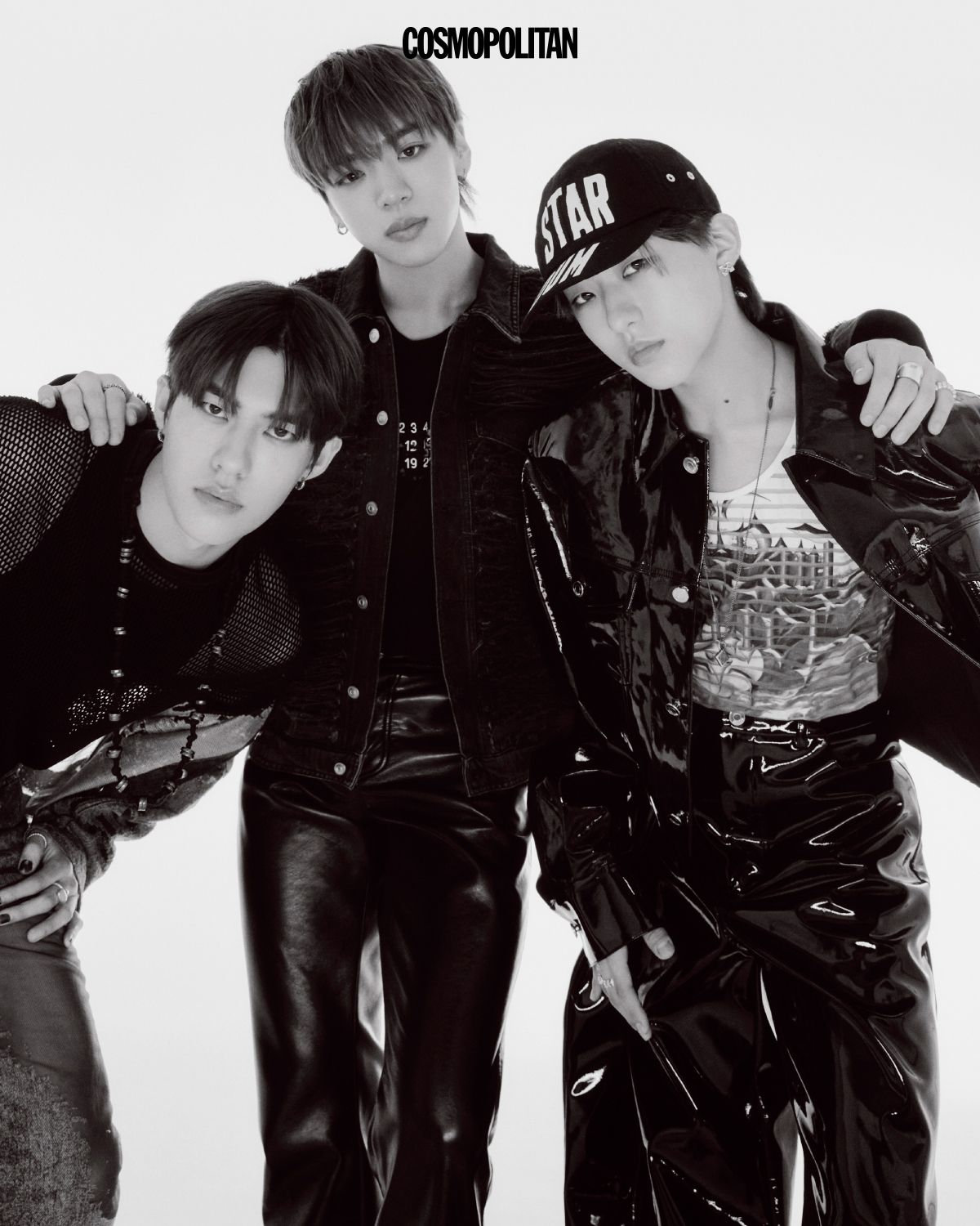 (왼쪽부터)데님 재킷과 팬츠는 Diesel, 네트 티셔츠는 Junya Watanabe MAN, 이너 티셔츠와 주얼리는 스타일리스트 소장품, 디스트로이드 데님 재킷은 Alyx by Adekuve, 티셔츠는 MM6, 레더 팬츠는 Lu’u Dan, 애나멜 소재 재킷과 팬츠는 BonBom, 슬리브리스 톱과 모자, 주얼리는 모두 스타일리스트 소장품.