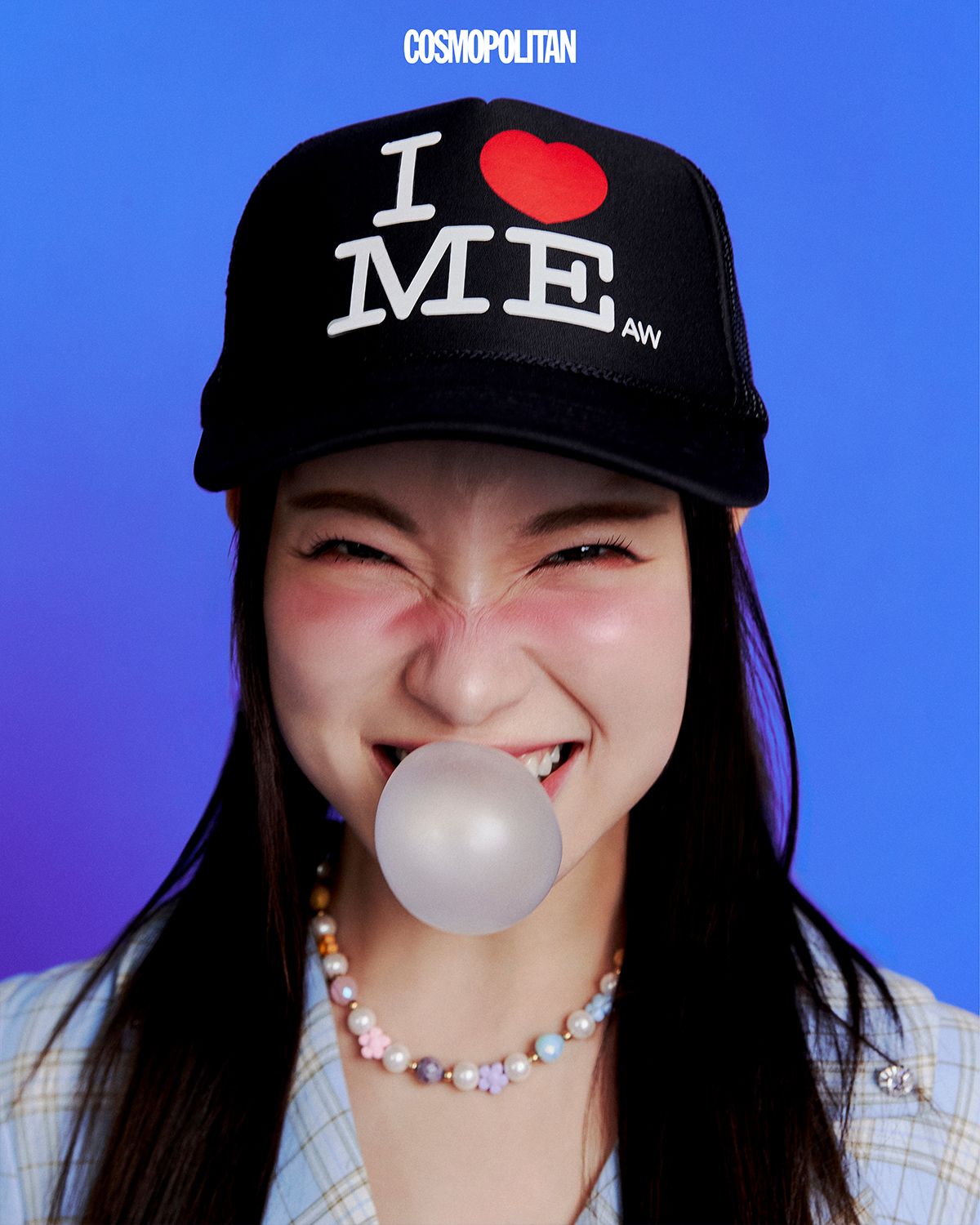 드레스 4 Mile. 모자 Ashley Williams. 목걸이 Twentyoneaugust.