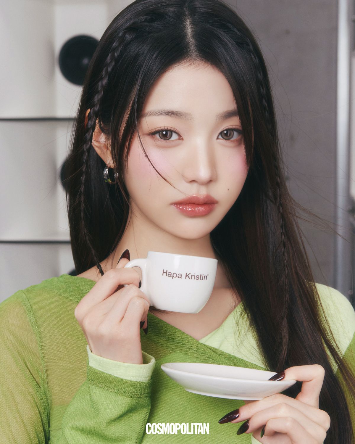 의상 모두 스타일리스트 소장품.