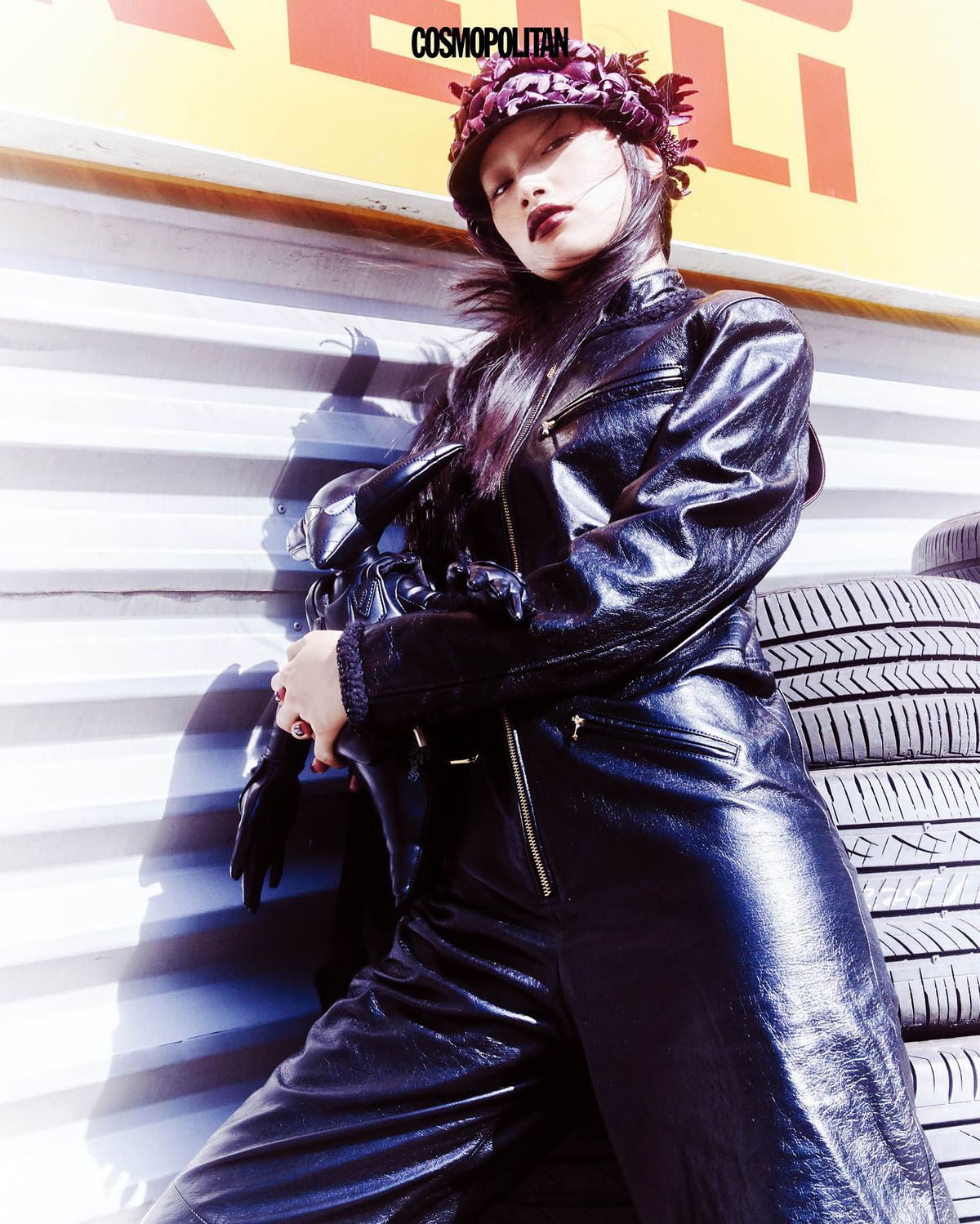 레더 점프슈트 가격미정 Chanel. 레더 백팩 1백15만원 Futura x Marc Jacobs. 애플리케 해트 가격미정 Prada.