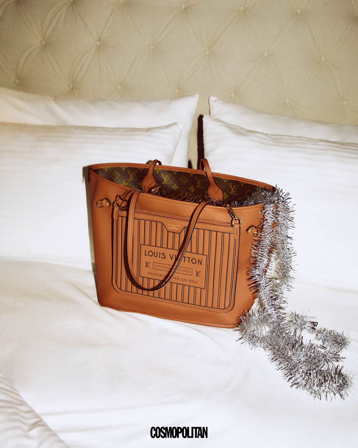 네버풀 인사이드 아웃 MM 백 Louis Vuitton.