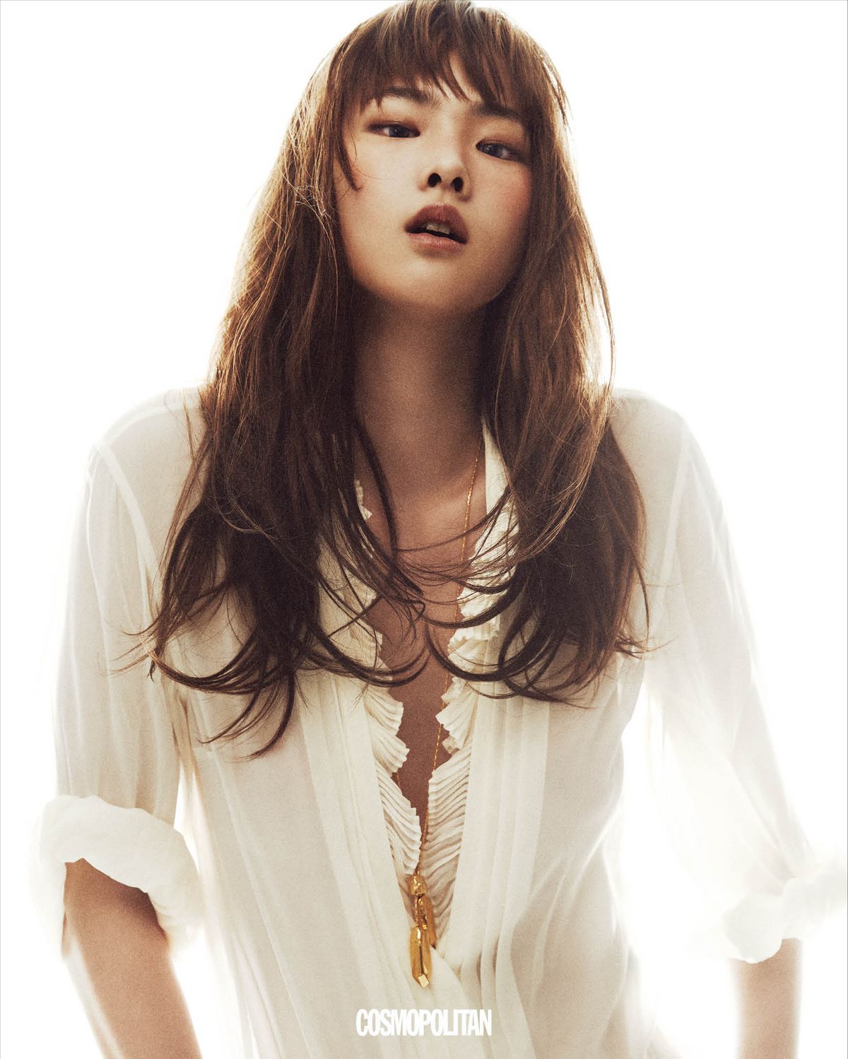 블라우스, 펜던트 모두 가격미정 Tom Ford.