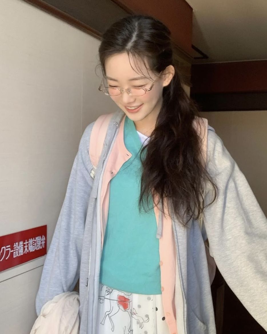 인스타그램 @yoonjiiii