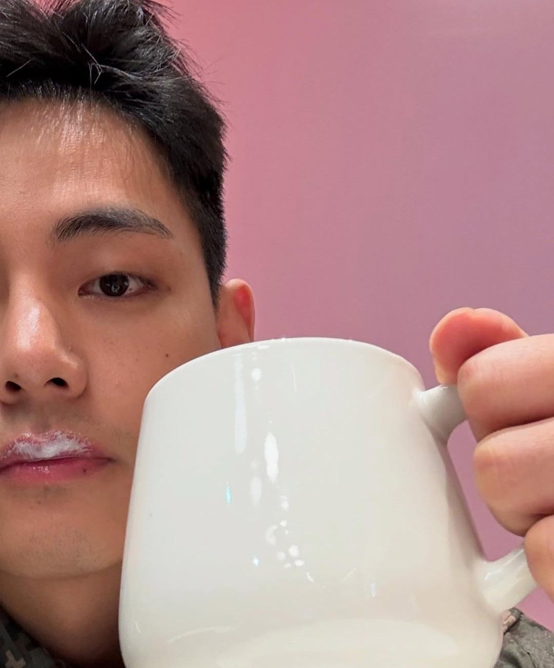 인스타그램 @thv