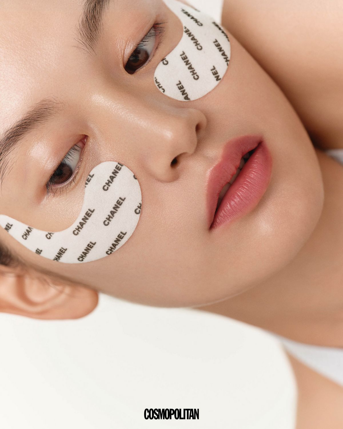 르 리프트 플래쉬 아이 리바이탈라이저 20만원 Chanel Beauty. 브라톱 가격미정 Philosophy.