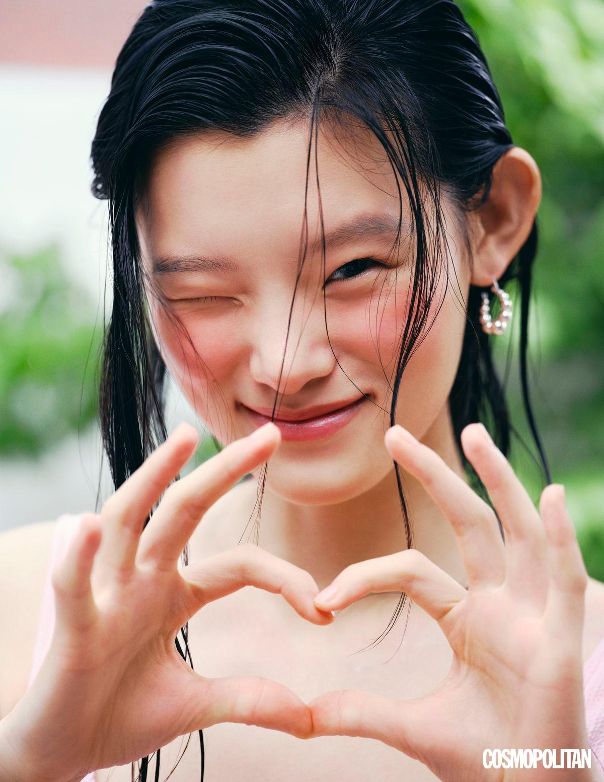 이미지 캡션 영역