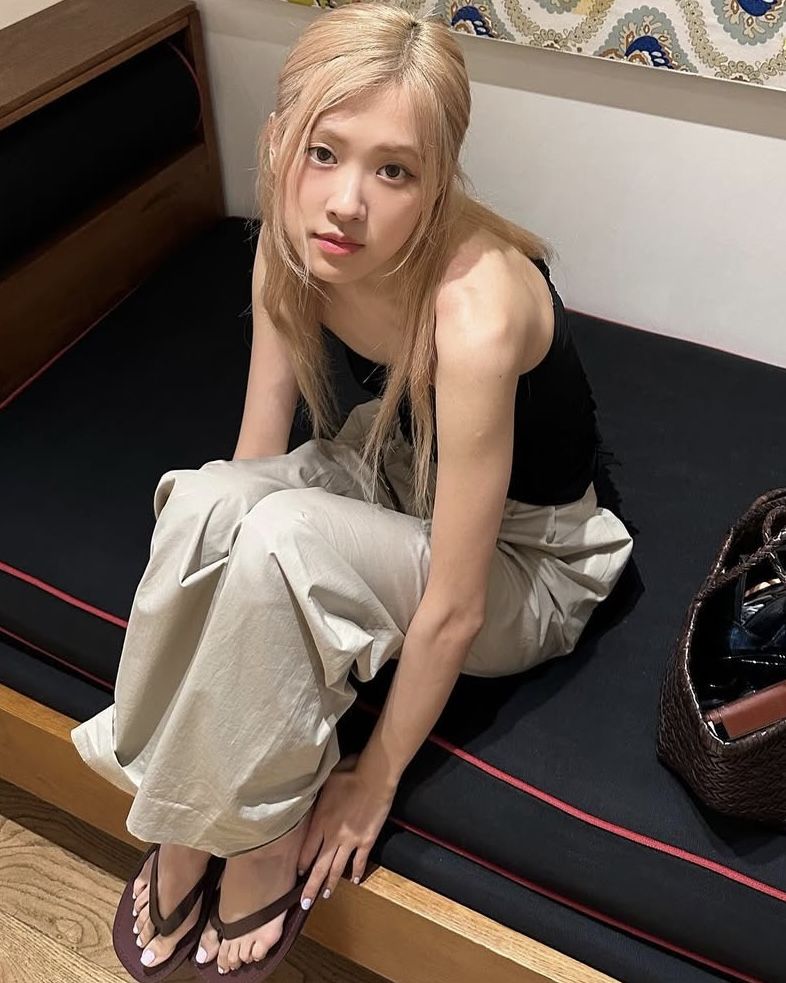인스타그램 @roses_are_rosie
