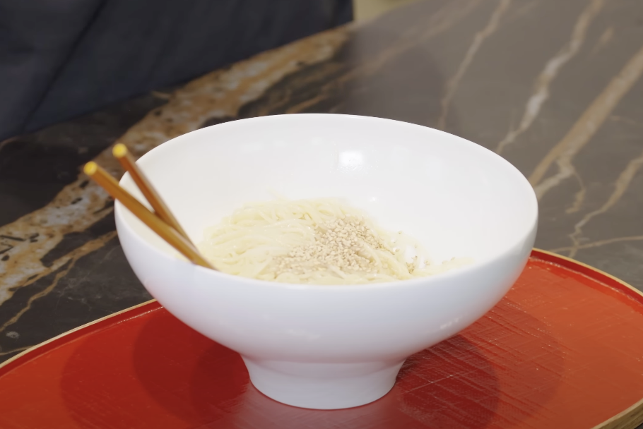 유튜브 <차예련 chayeryun>