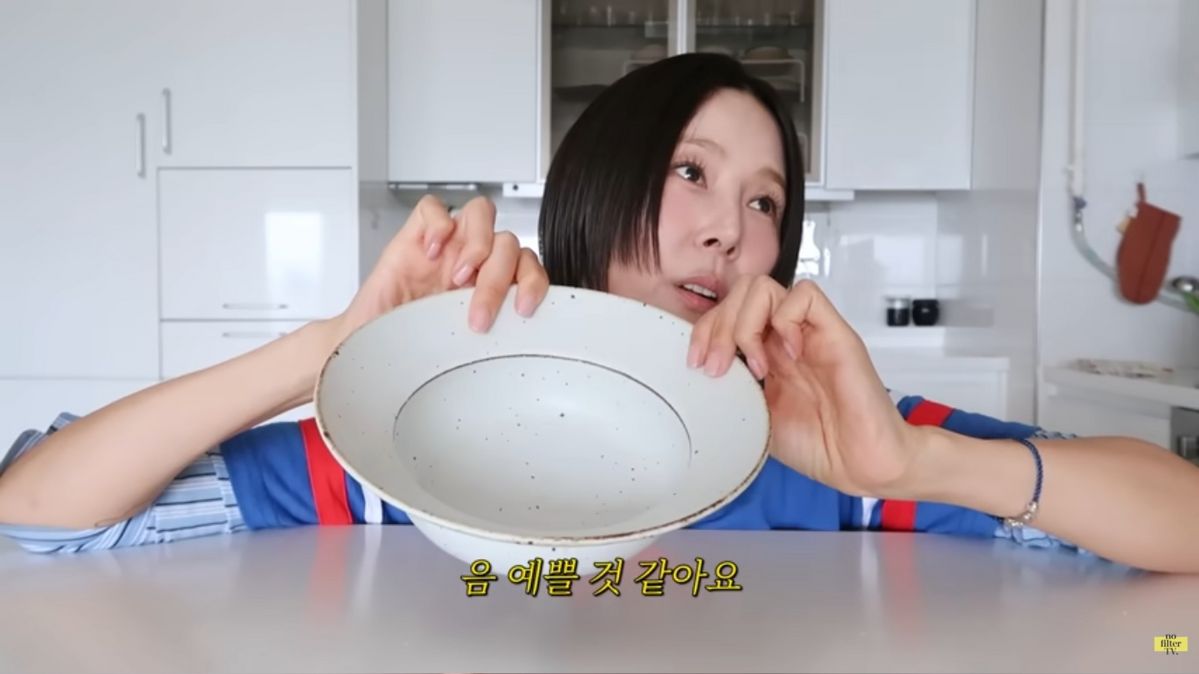 유튜브 <김나영의 노필터티비>