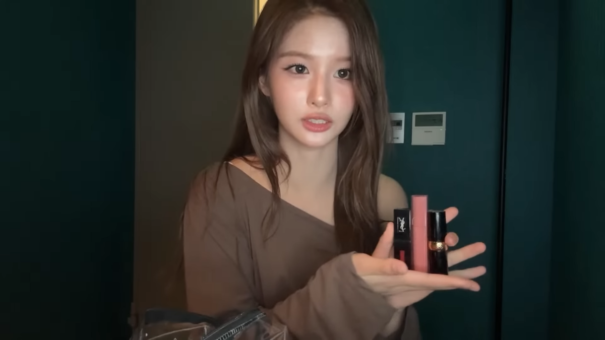 설윤 루이비통 뷰티, 롬앤, 입생로랑 뷰티 (출처 : 유튜브 <NMIXX>)