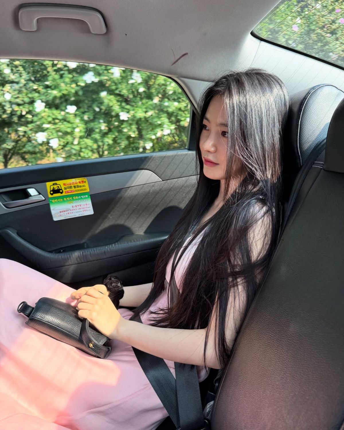 신예은 핑크 패션 @__shinyeeun