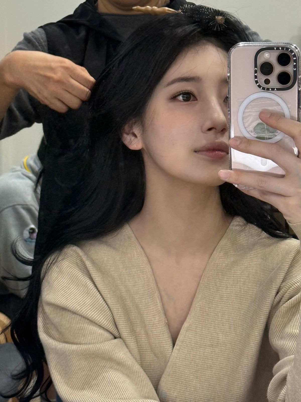수지 @skuukzky