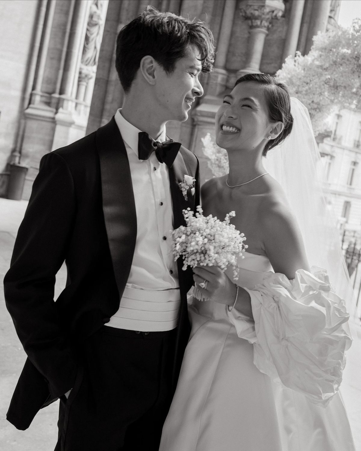 다혜 드 지방시와 션 태핀 드 지방시의 결혼식. 인스타그램 @heydahye