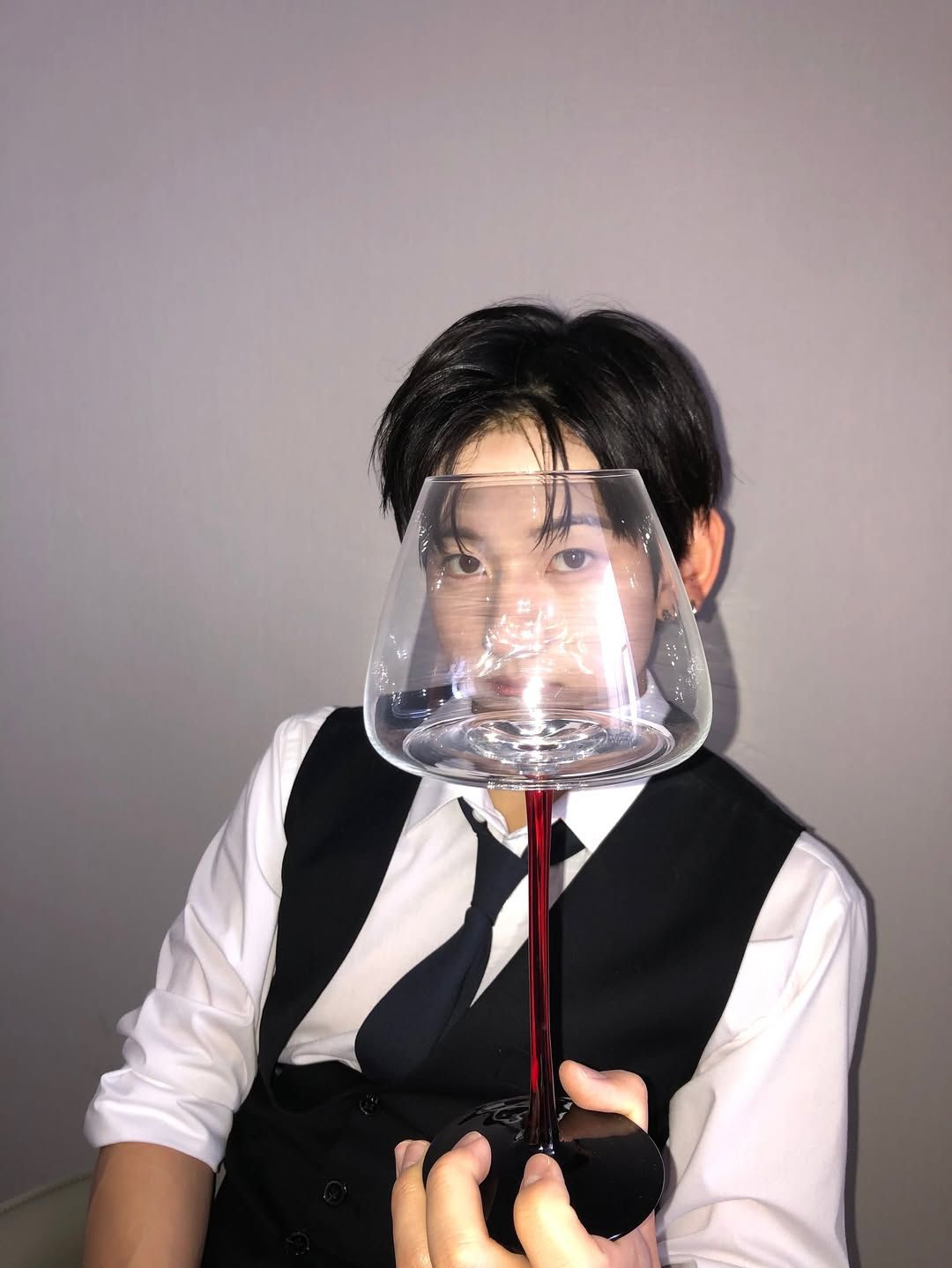 버블에서 유명한 킥플립 계훈. 인스타그램 @kickflip_kickflip, X @kickflip_jype