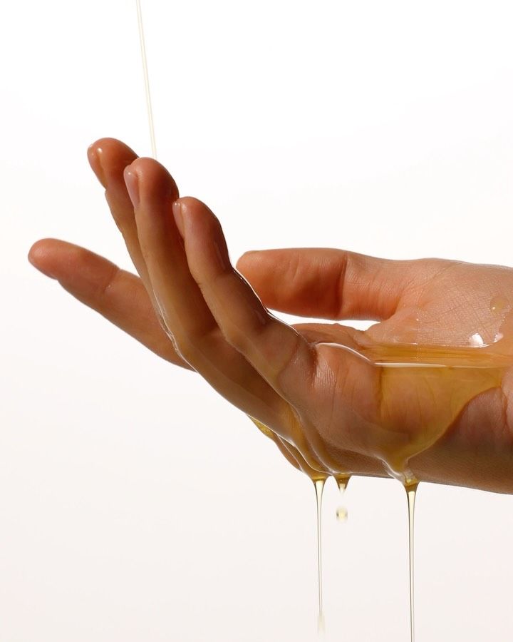 헤어 오일 사용법. 인스타그램 @aromatica.life