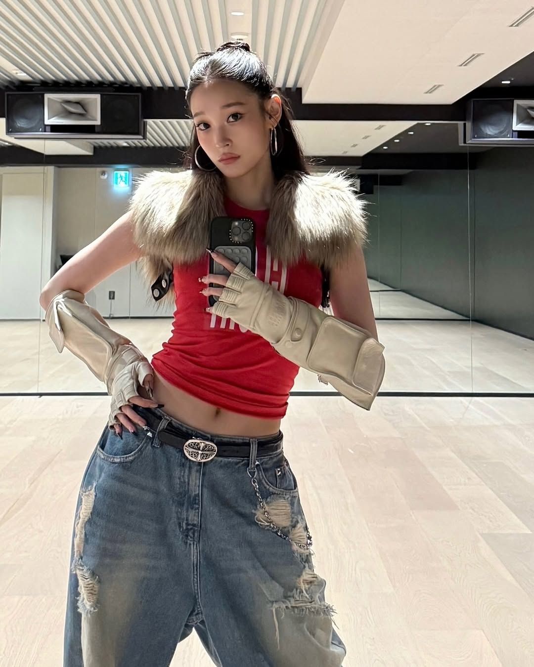 애니 데일리 주얼리 아이템 | 인스타그램 @anniesymoon