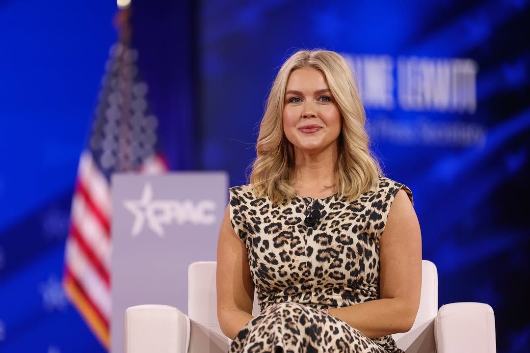 인스타그램 @karolineleavitt