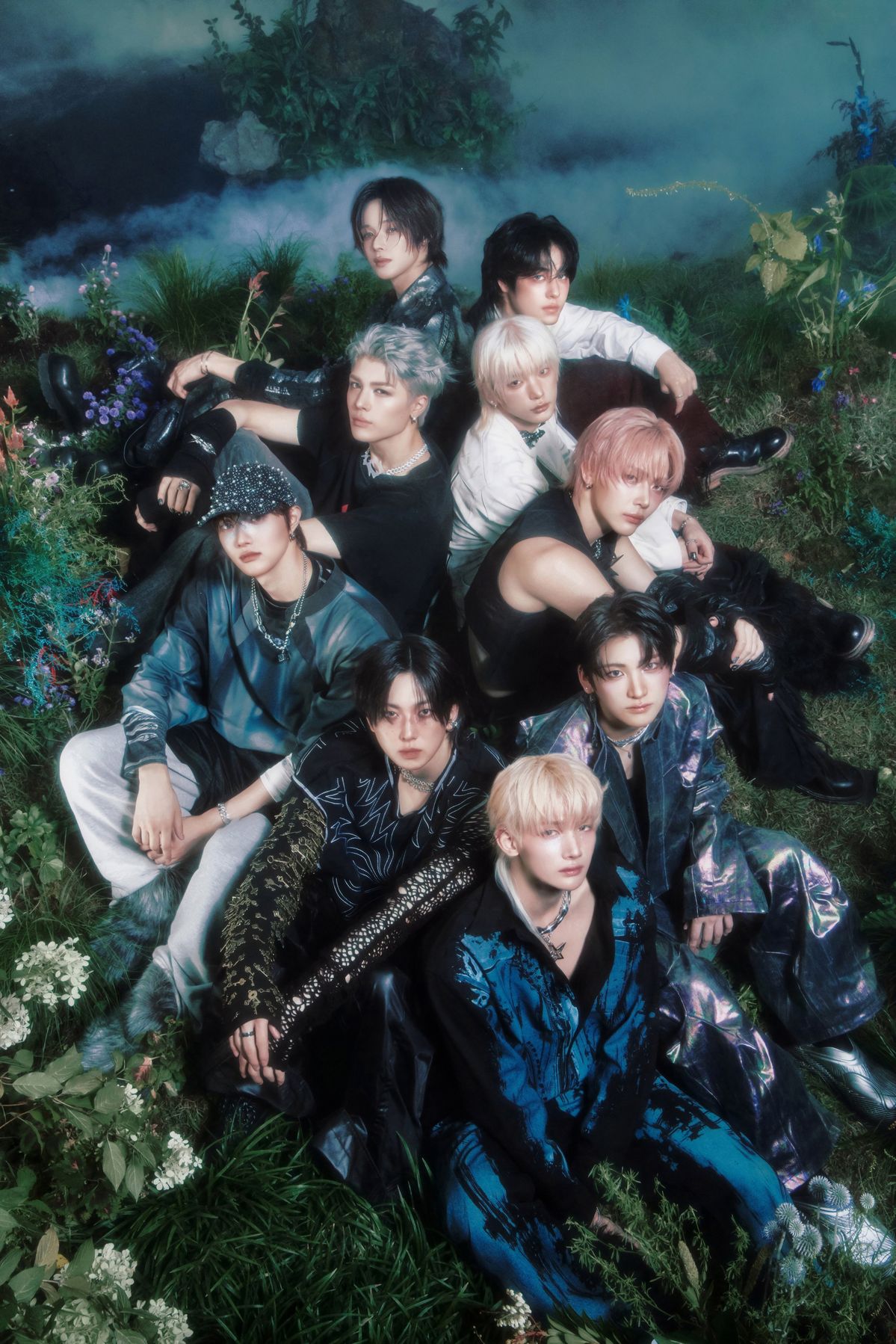 앤팀 한국 데뷔 사진. X @andTEAMofficial