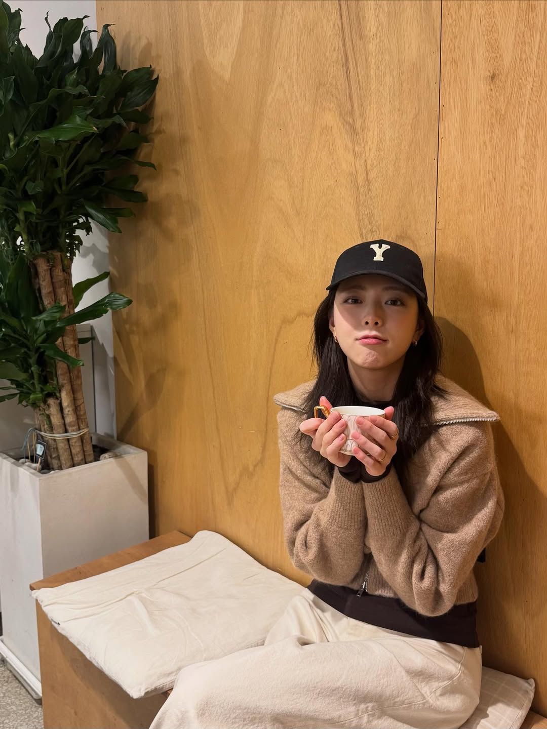 있지 유나 가을 브라운 컬러 패션 | @igotyuandme