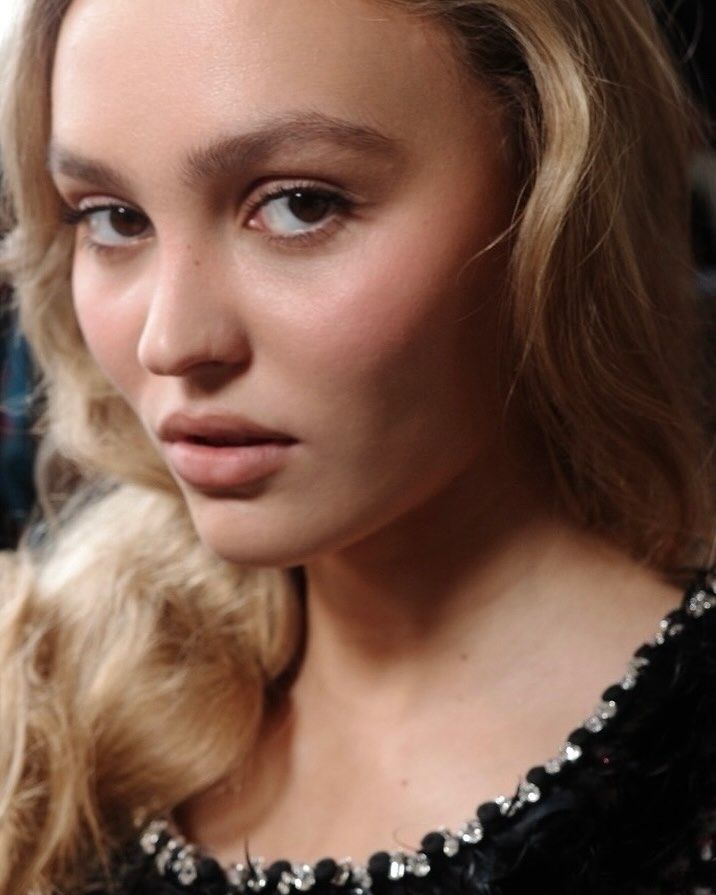 민킴 파리금손 (출처 : 인스타그램 @minkimmakeup)