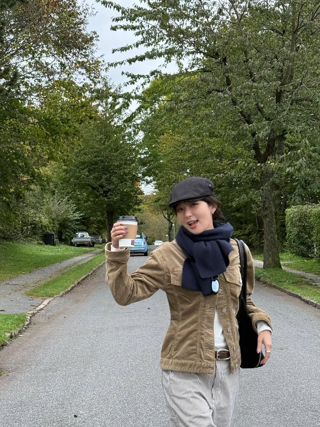 슬기 코듀로이 패션 | 인스타그램 @hi_sseulgi 