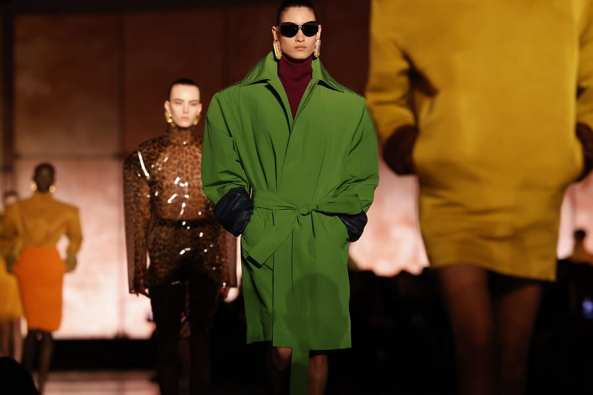 2025 FW 런웨이 코트 트렌드 | WWD//Getty Images