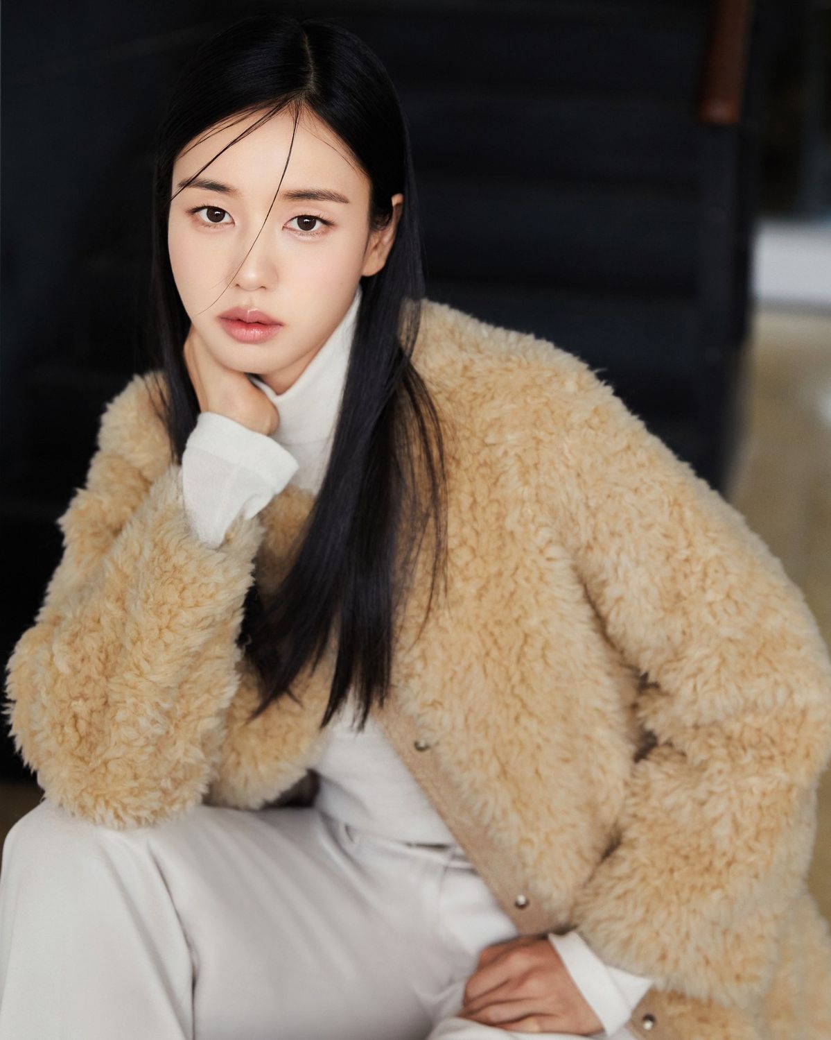 안은진 시어링 코트 패션 | 인스타그램 @celebshop.edition