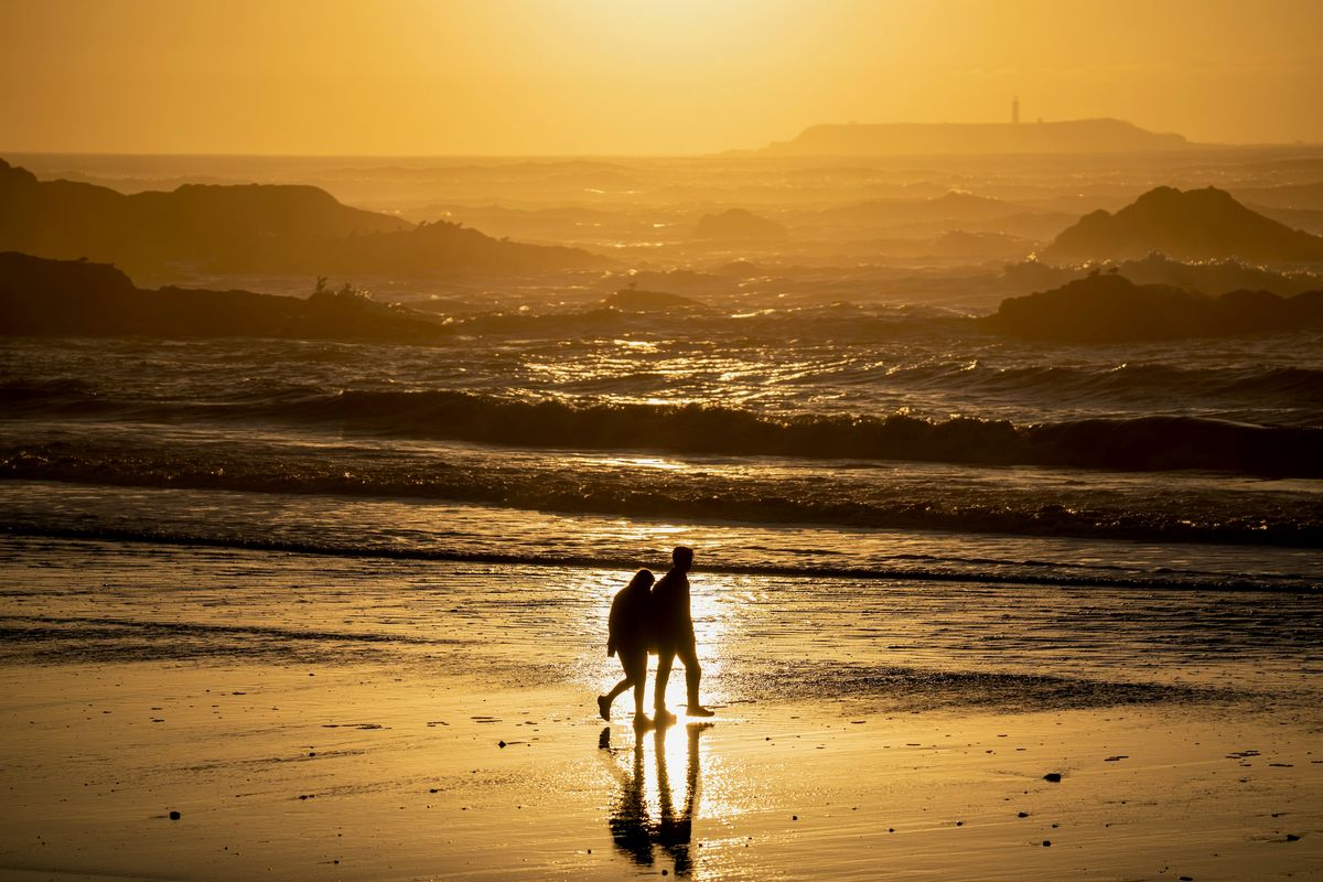 요즘 청년들의 연애에 관하여. 언스플래쉬