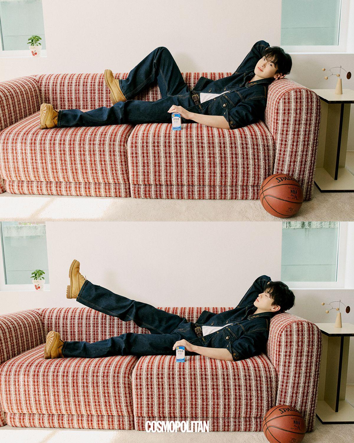 데님 재킷 & 팬츠 셋업 Lee. 티셔츠 Levi’s. 슈즈 Timberland. 벨트 스타일리스트 소장품.