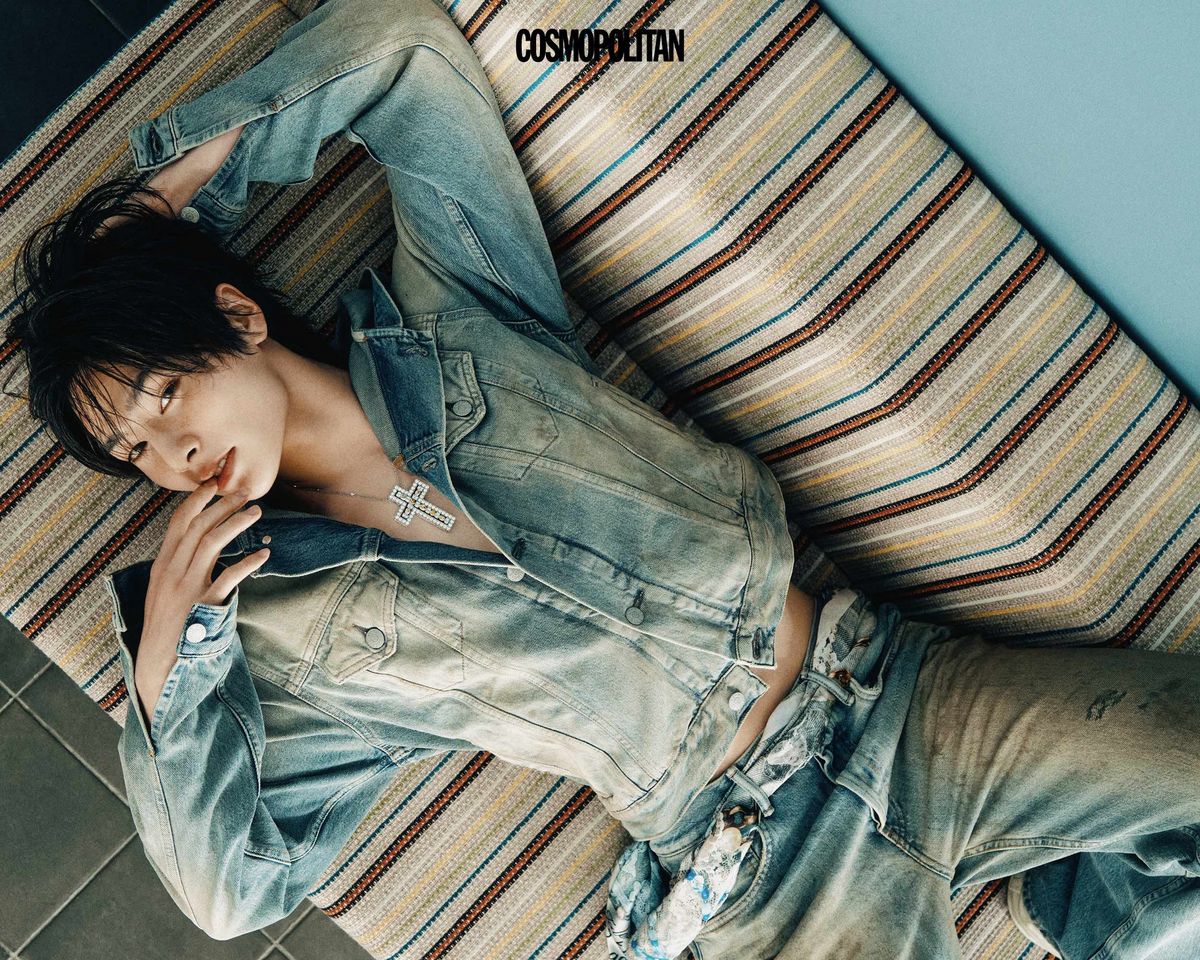 컬러 스톤을 세팅한 벨 에포크 네크리스 가격미정 Damiani.