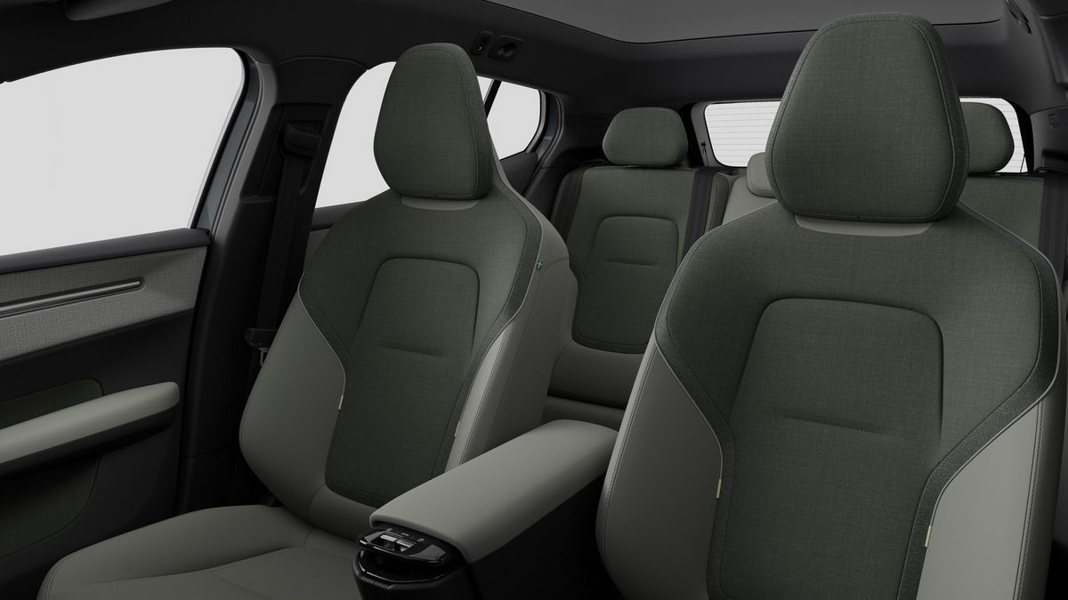 VOLVO EX30 크로스컨트리