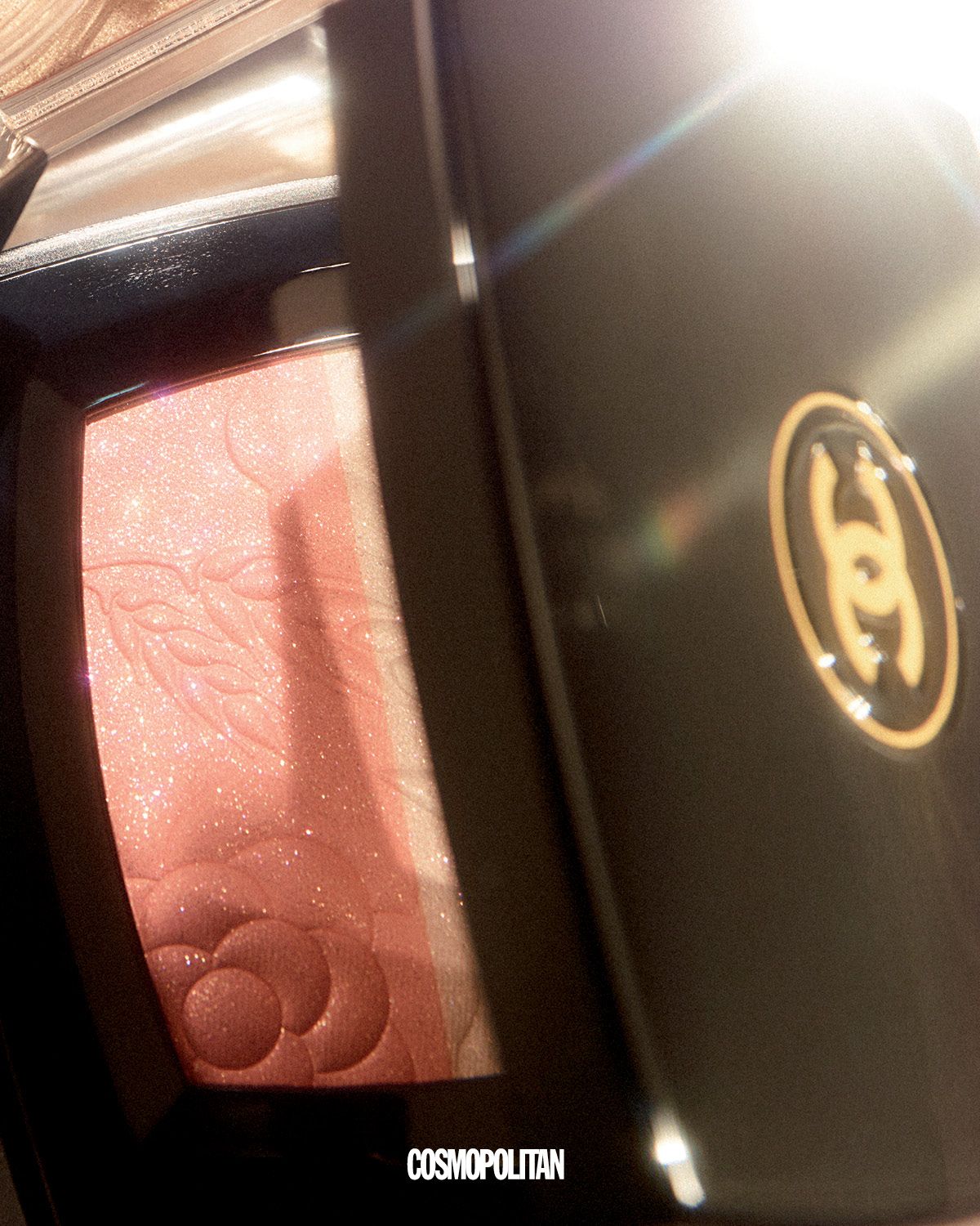  레 사인 드 샤넬 997 로즈 뤼미에르 8만7천원 Chanel Beauty.