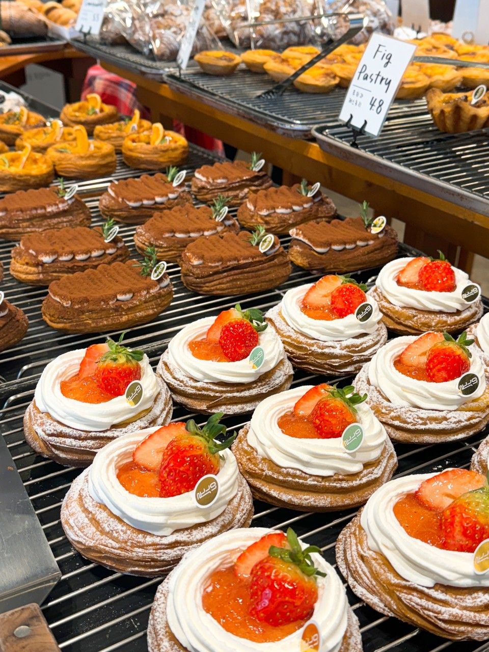 크리스마스 마을에 온 듯한 기분을 느낄 수 있는 포천 어가길베이커리. 사진 네이버 지도 어가길베이커리카페 업체 등록 사진