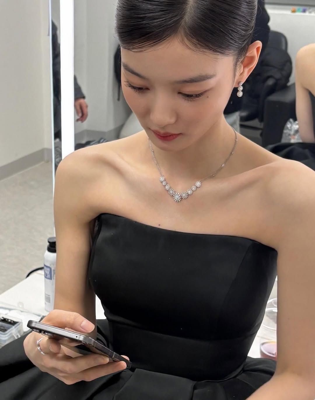 '친애하는 X' 백아진 역 김유정 | 인스타그램 @you_r_love