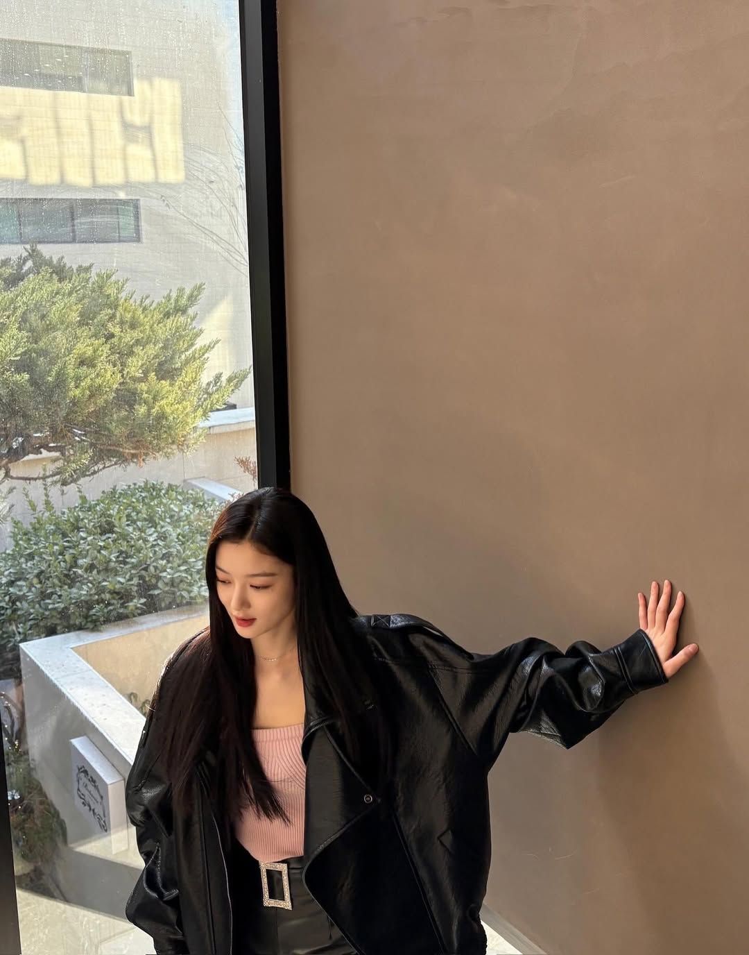 '친애하는 X' 백아진 역 김유정 | 인스타그램 @you_r_love